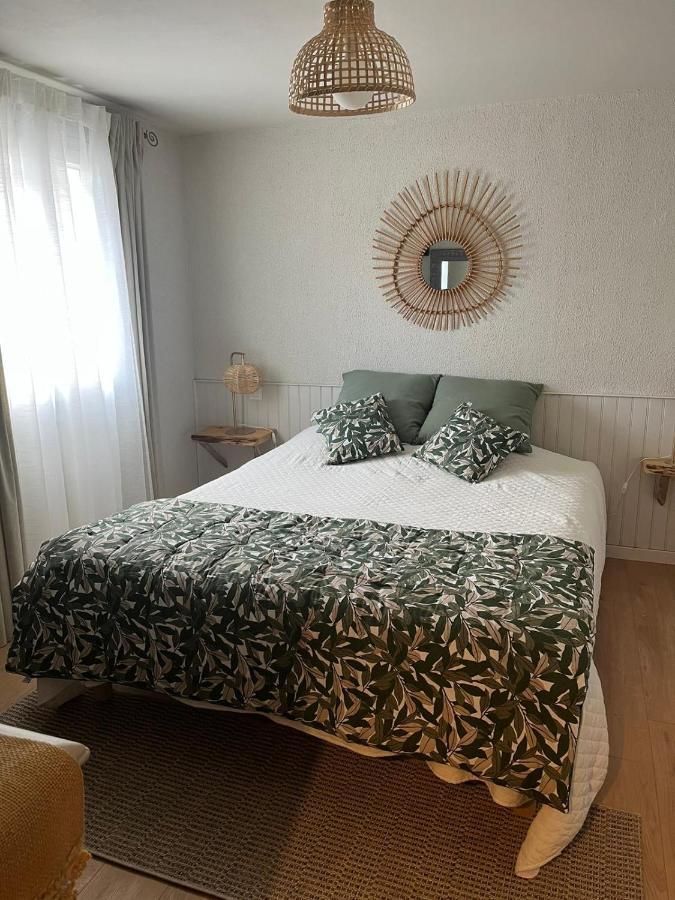 Chambres D'Hotes Marylou Valensole Exterior foto